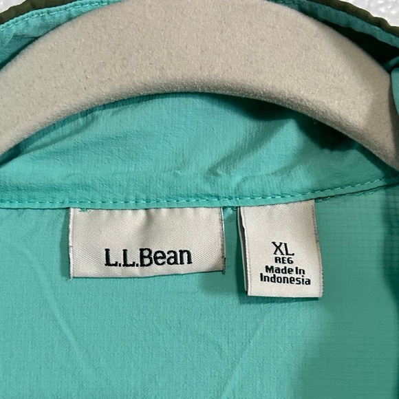 L.L. Bean Aqua and Olive Pullover Jacket - Picture 4 of 7